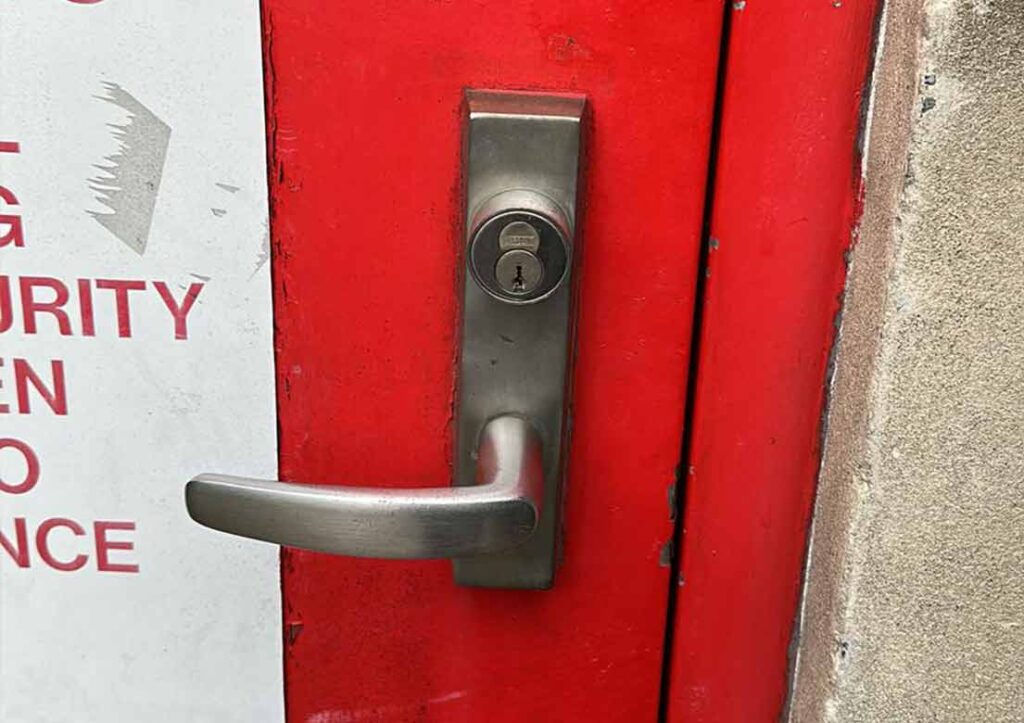 24/7 Trustworthy Commercial Locksmith Services in Central PA